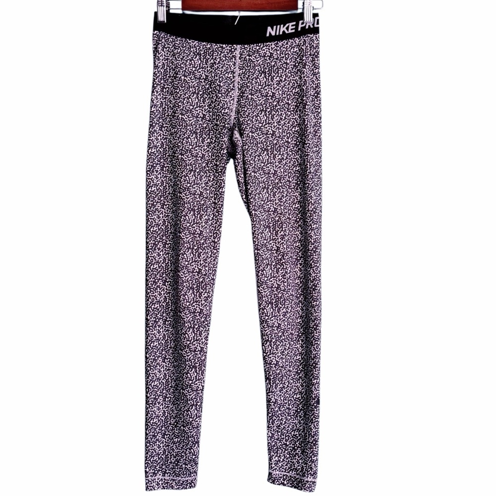 Nike Black and White Patterned Leggings